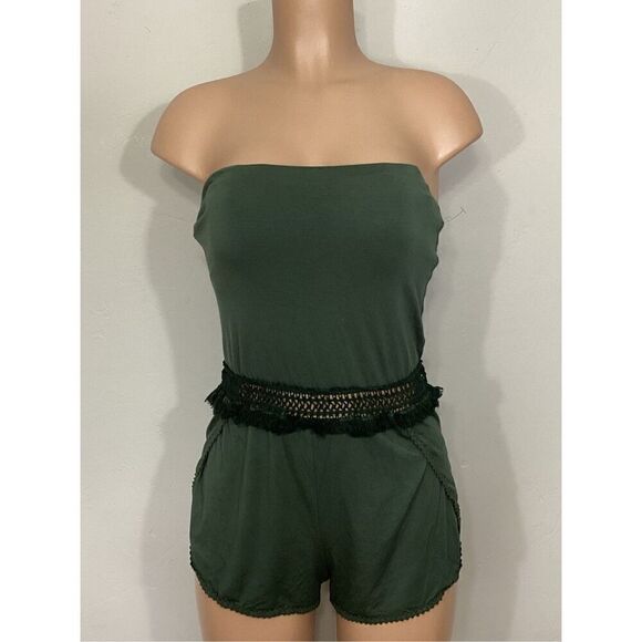 New. Robin Piccone green romper cover-up. Retails $129. XS/S - Picture 2 of 9
